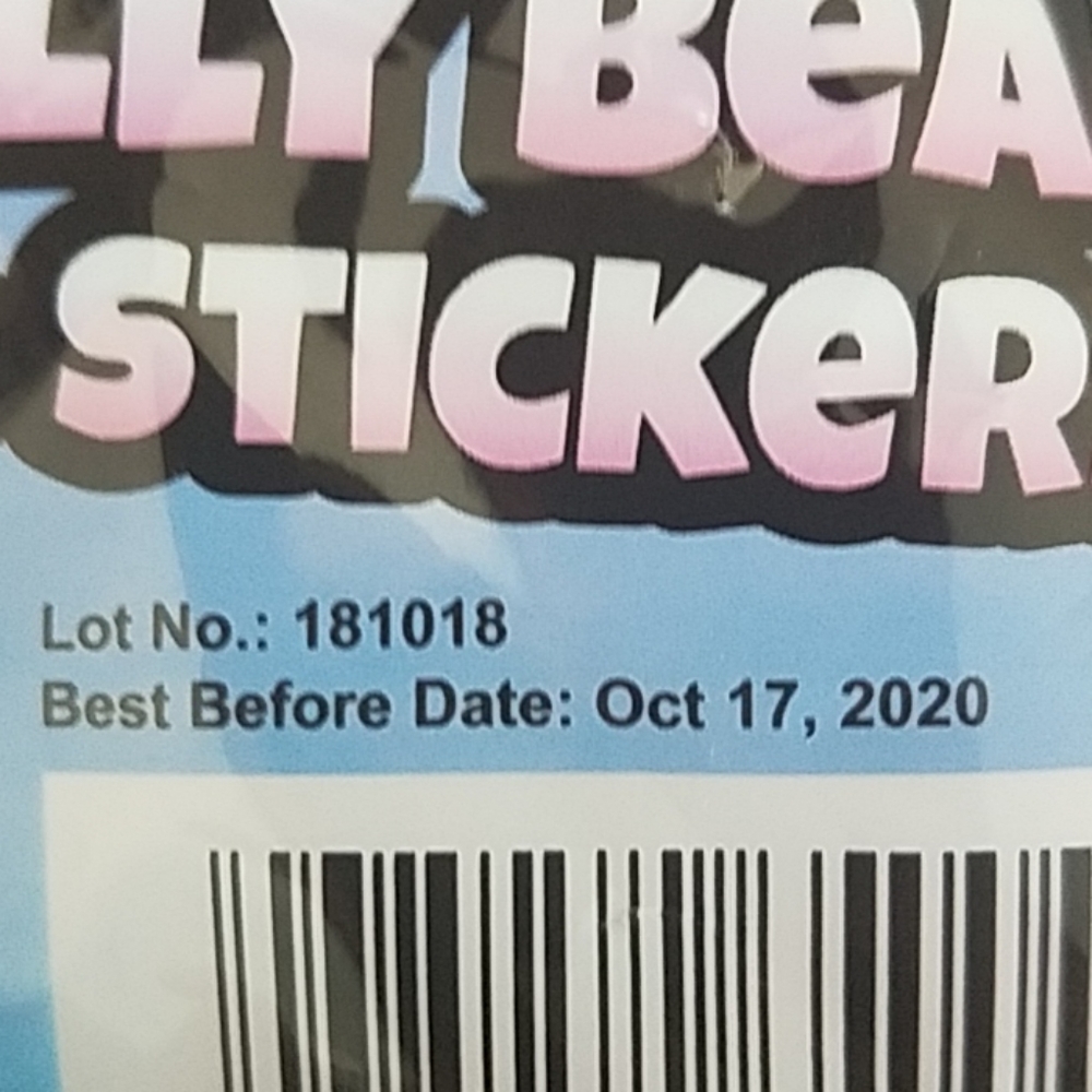 Hatchimals eggs with jelly beans and stickers - Picture 4 of 4